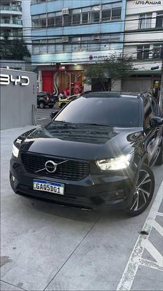 VOLVO XC40 1.5 T5 RECHARGE R-DESIGN GEARTRONIC